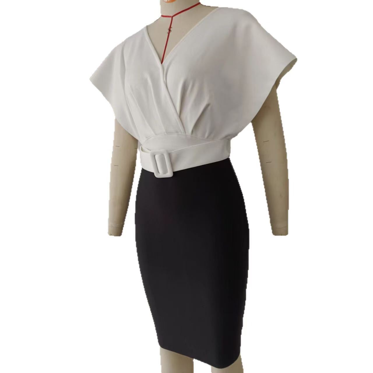 Fake Two Shirts Professionele  - Women Formal Wear Black And White recensie en prijs